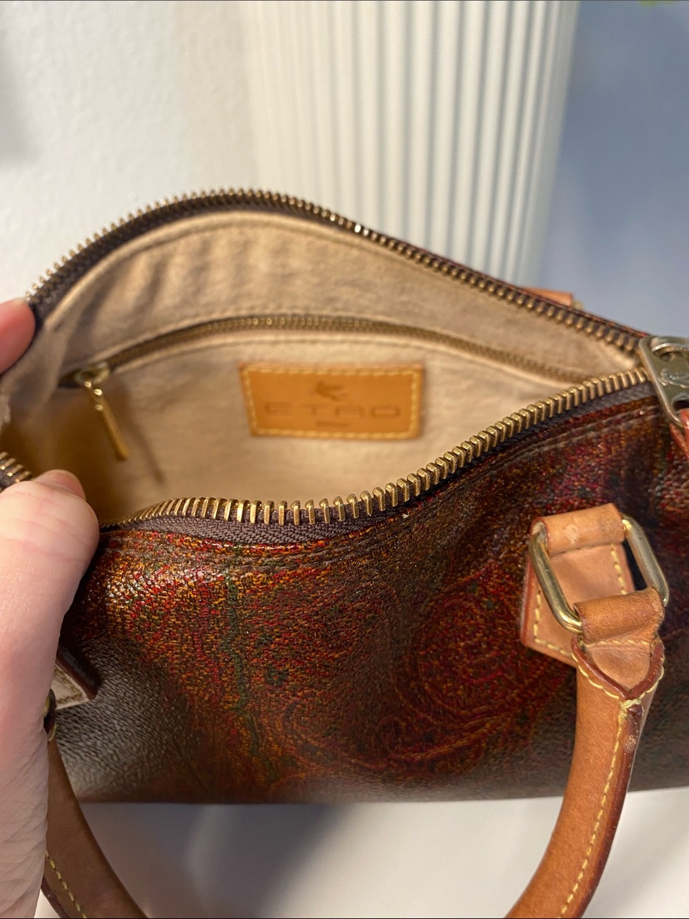 Vintage 1993 ETRO Milano Red Paisley Mini Boston 20 Bag - Picture 12 of 16